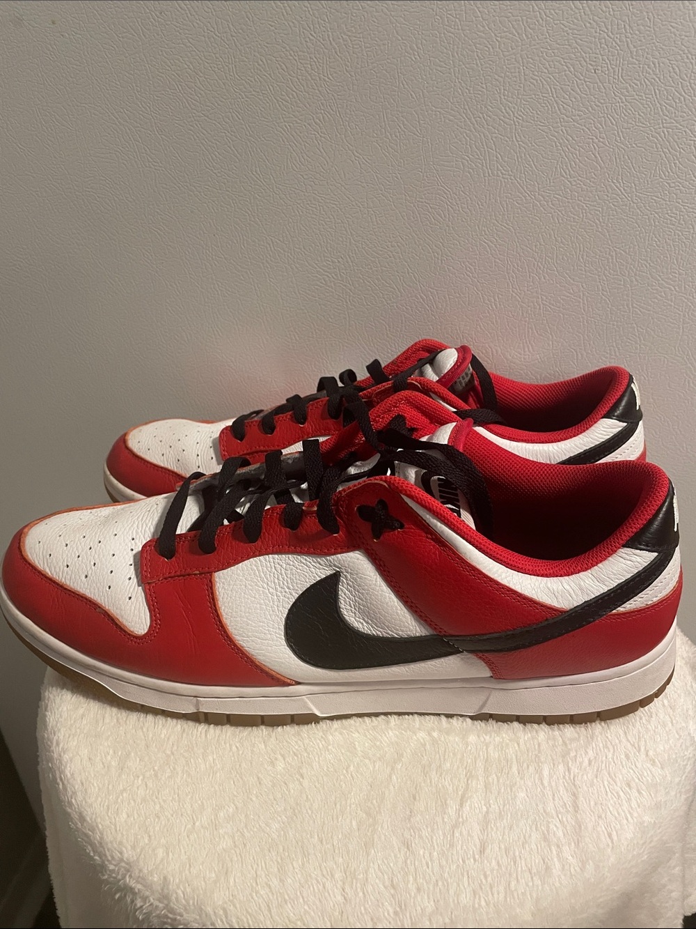 Nike Dunk Low By You 'chicago' Men's Size 11 Red Black Gum